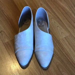 Beast cut out ankle flats